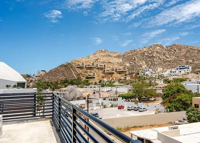 Apartment New Listing • Prime Location • Cozy & Modern Cabo San Lucas