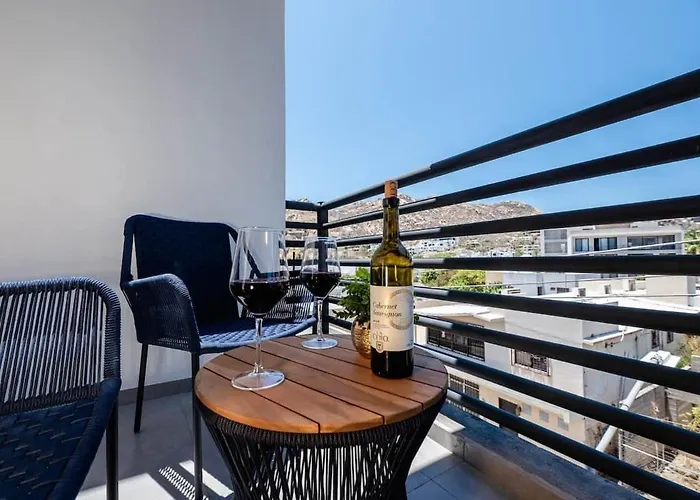 New Listing • Prime Location • Cozy & Modern * Cabo San Lucas