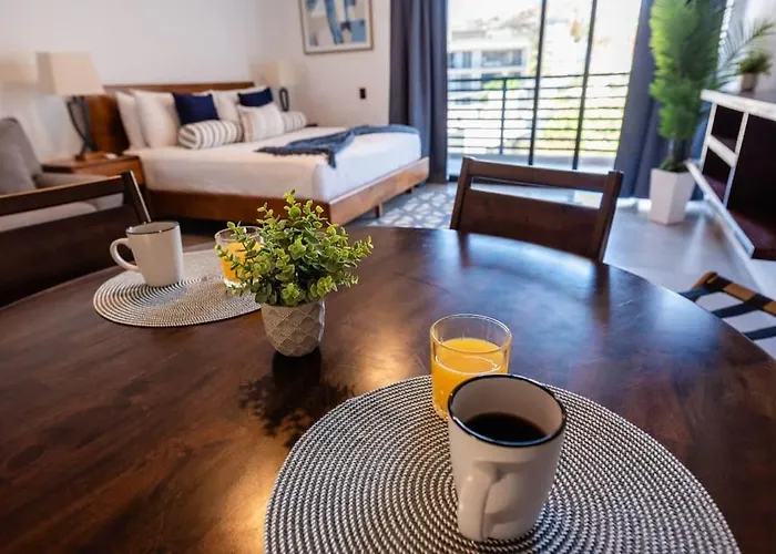 Apartment New Listing • Prime Location • Cozy & Modern Cabo San Lucas